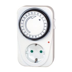   HOME TG 3 mechanikus beltéri napi hálózati aljzat időzítő