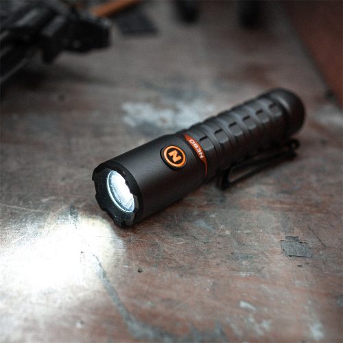 NEBO Torchy 2k NEB-FLT-1006-G akkumulátoros kompakt zseblámpa 2000lm